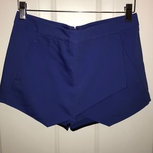 Periwinkle skort